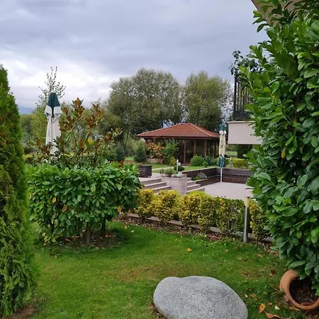 Pensjonat Fields 4*